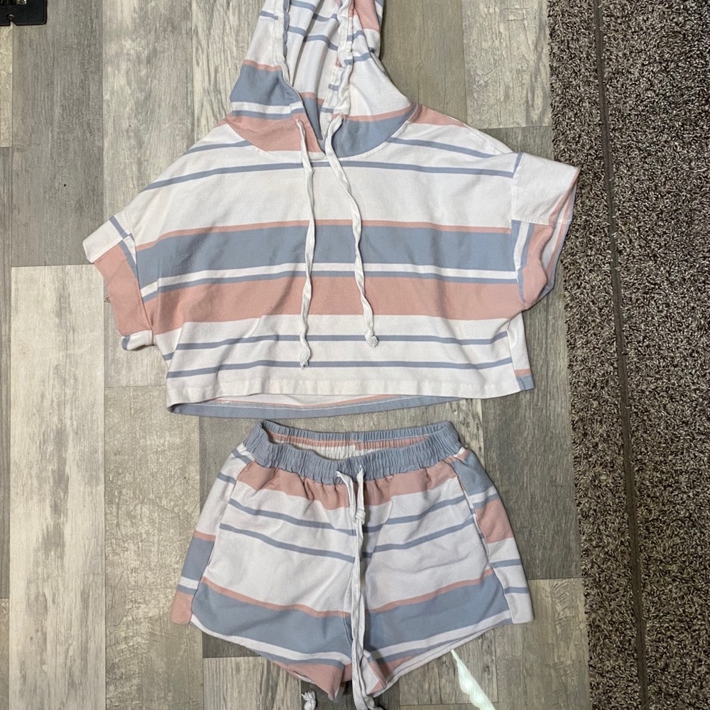 Crop top/ Short set